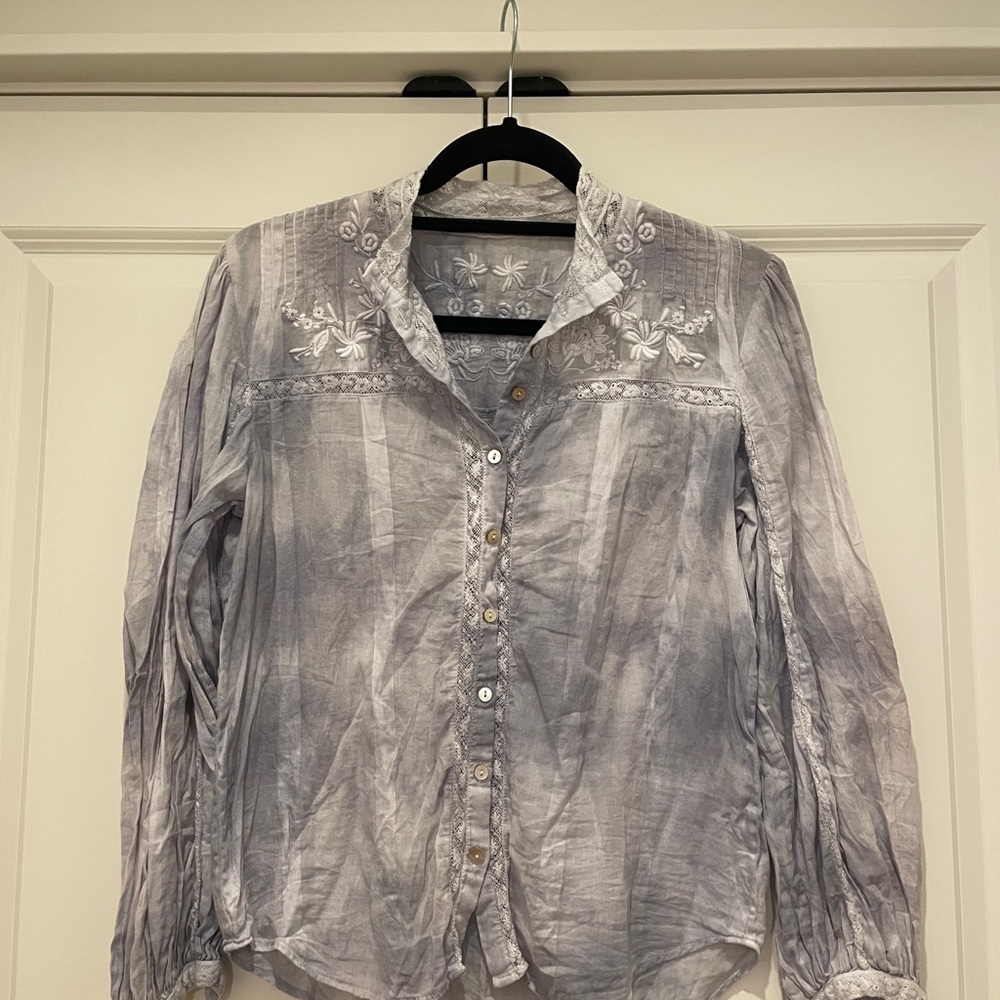 LOVESHACKFANCY Light Gray Embroidered Women's But… - image 1